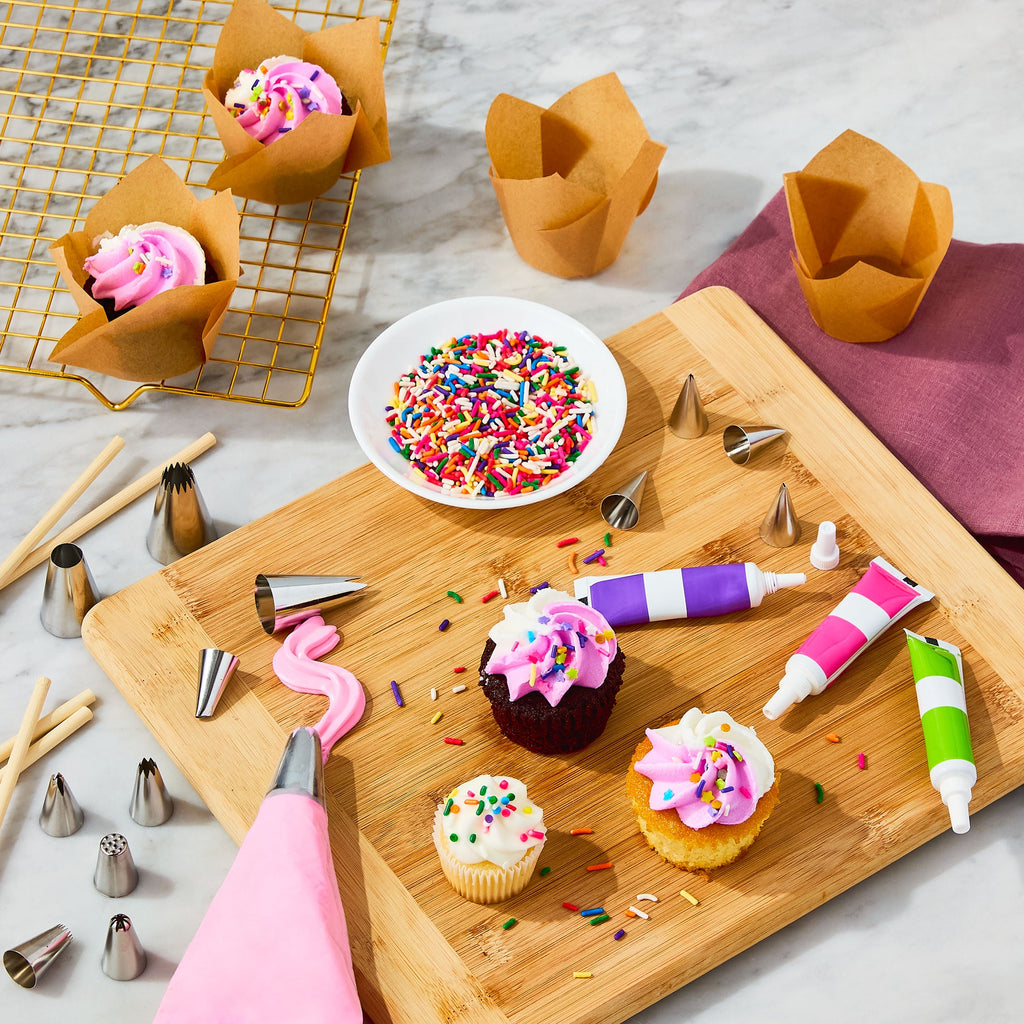 Multi-Functional Baking Cups, 24 Pieces - Innovative Kitchen Helper for Modern Cooking Detail